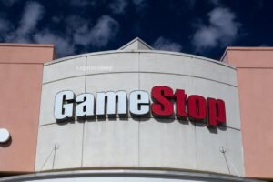 GameStop Stock Falls After Q1