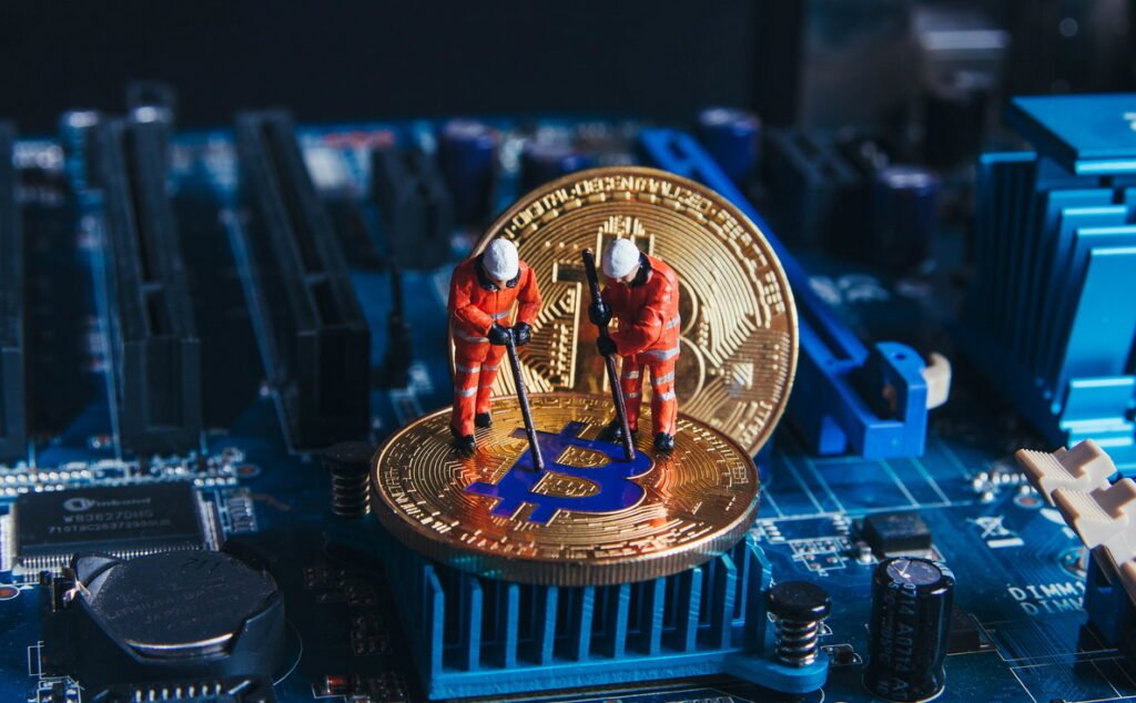 best bitcoin mining hardware 2025