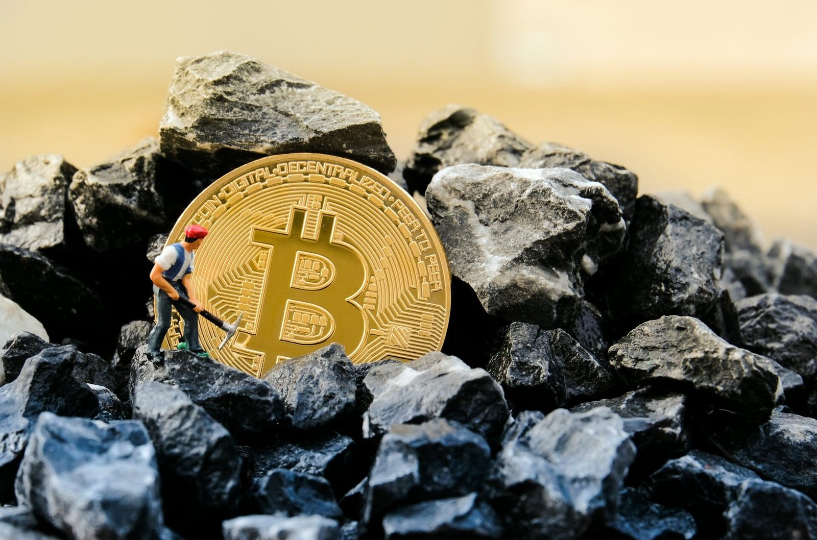 Bay Miner Revolutionizing BTC and ETH Mining